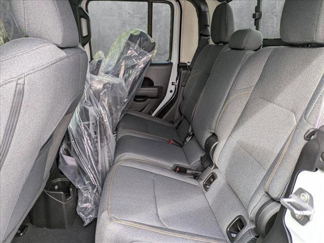 new 2025 Jeep Gladiator car, priced at $44,651