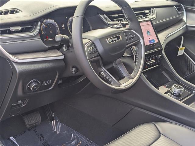 new 2025 Jeep Grand Cherokee car, priced at $52,741