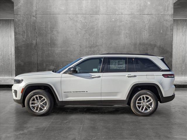 new 2024 Jeep Grand Cherokee car, priced at $39,299