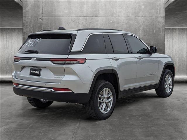 new 2024 Jeep Grand Cherokee car, priced at $38,118