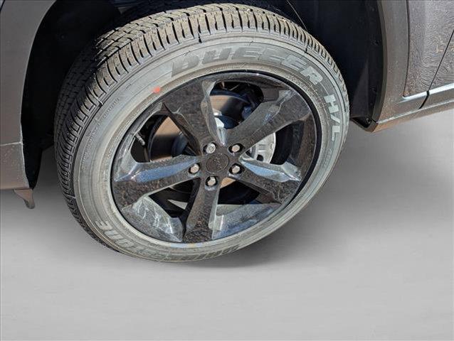 new 2025 Jeep Grand Cherokee car, priced at $42,741