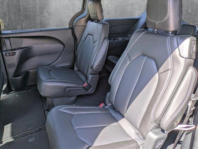 new 2025 Chrysler Pacifica car, priced at $44,801