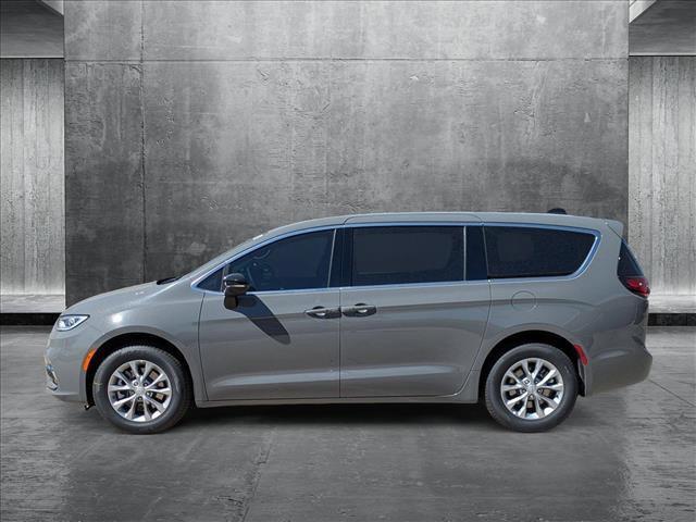 new 2025 Chrysler Pacifica car, priced at $44,801