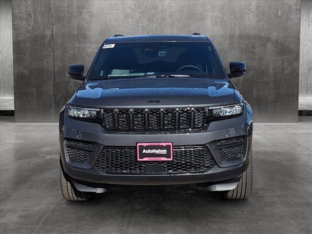 new 2025 Jeep Grand Cherokee car, priced at $48,974