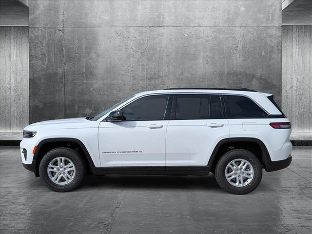 new 2025 Jeep Grand Cherokee car, priced at $40,269