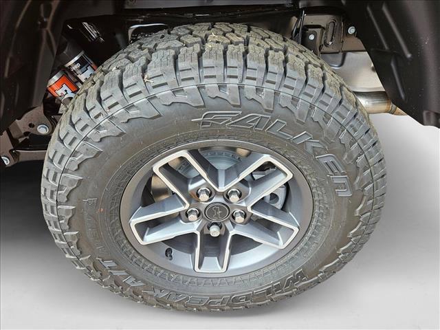 new 2025 Jeep Gladiator car, priced at $48,991