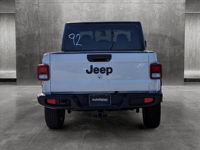 new 2024 Jeep Gladiator car, priced at $39,272