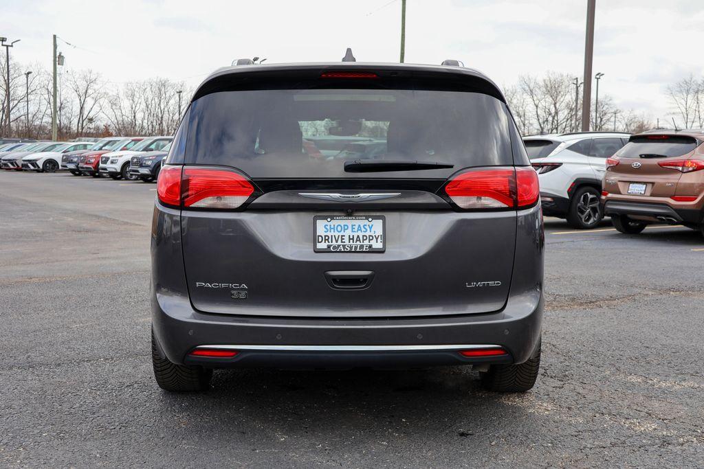 used 2019 Chrysler Pacifica car, priced at $23,095