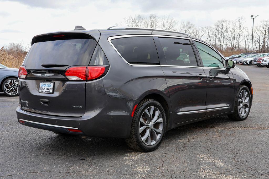 used 2019 Chrysler Pacifica car, priced at $23,095