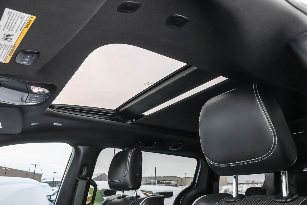 used 2022 Chrysler Pacifica car, priced at $24,707