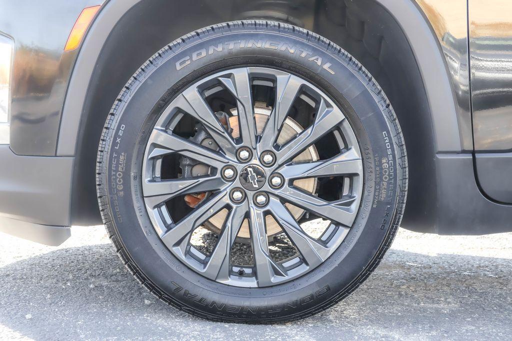 used 2023 Chevrolet Traverse car, priced at $38,766