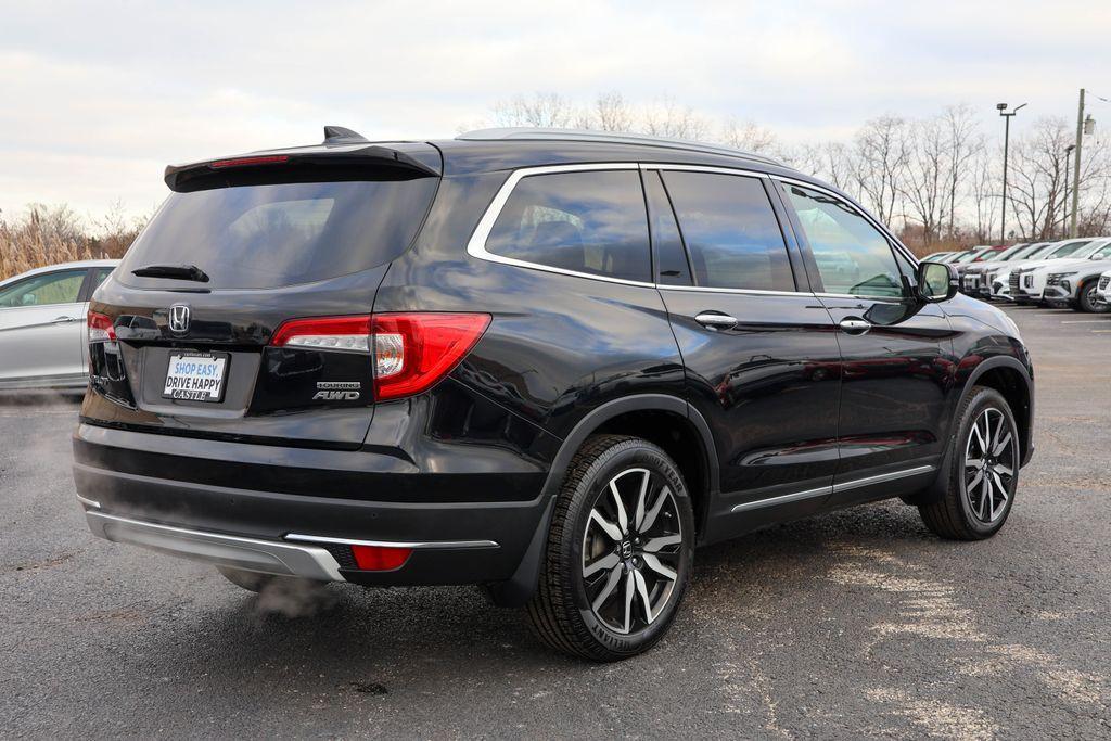 used 2022 Honda Pilot car, priced at $32,556