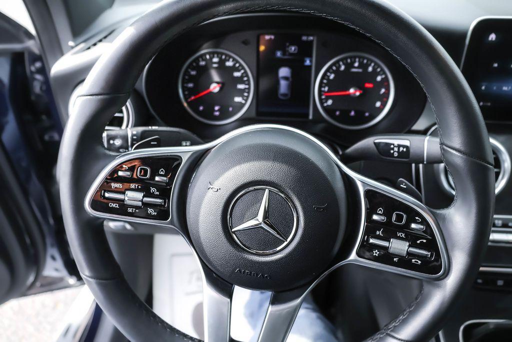 used 2021 Mercedes-Benz GLC 300 car, priced at $39,998