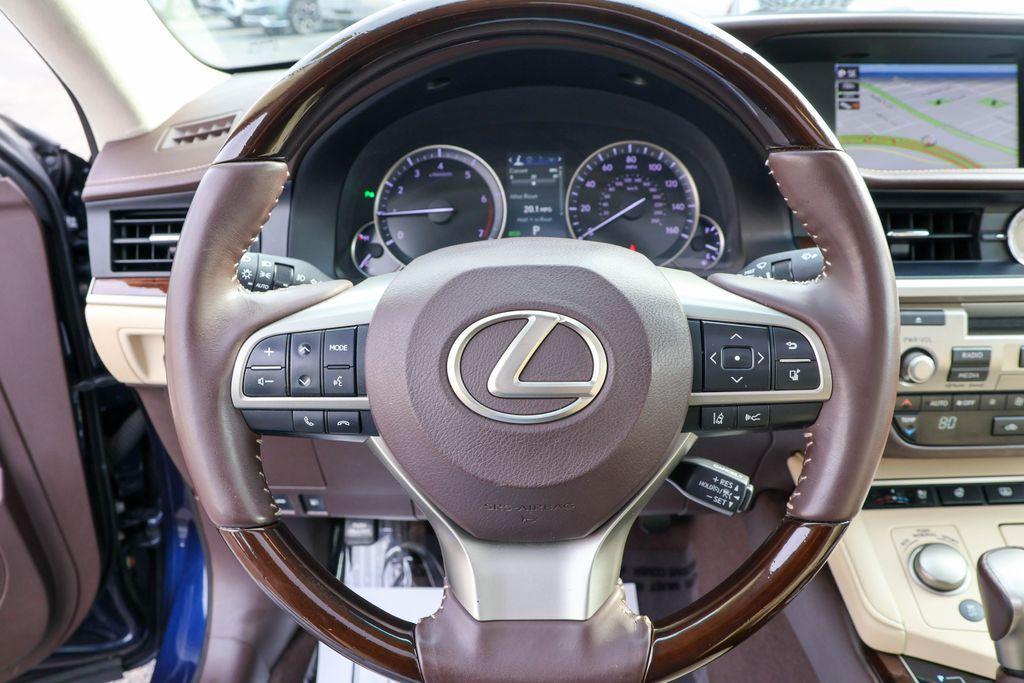 used 2018 Lexus ES 350 car, priced at $22,666