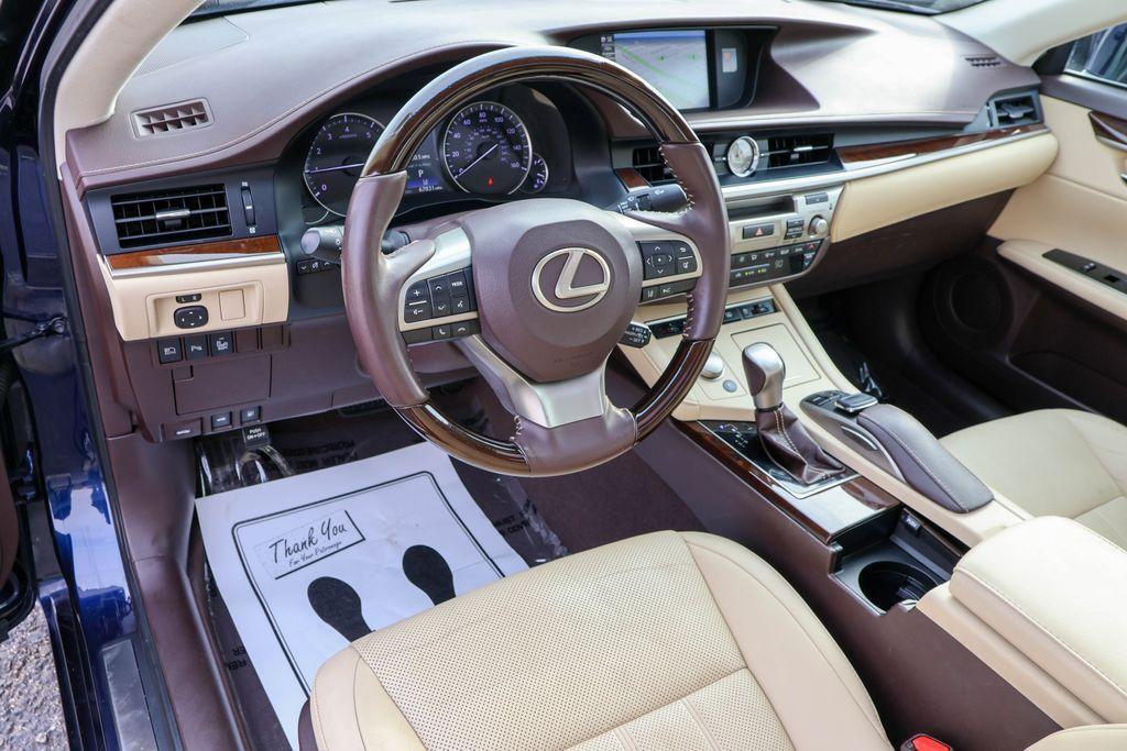 used 2018 Lexus ES 350 car, priced at $22,666