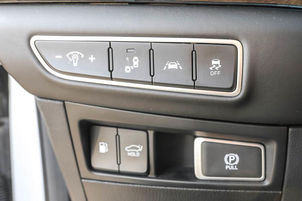 used 2020 Genesis G90 car, priced at $35,900