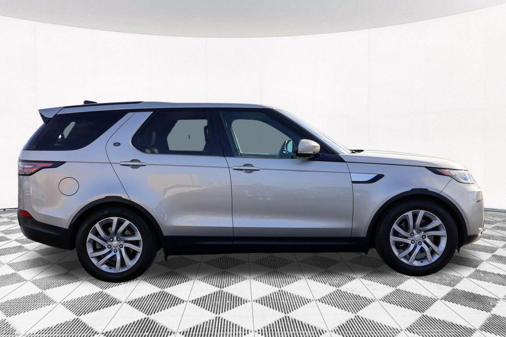 used 2017 Land Rover Discovery car, priced at $19,678