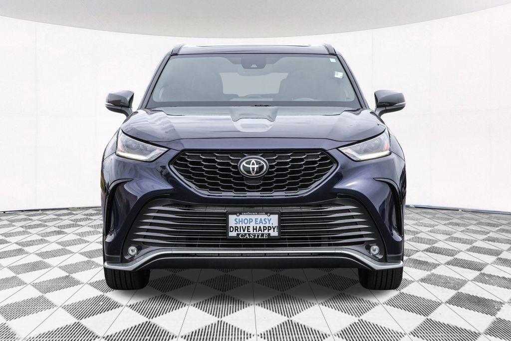 used 2021 Toyota Highlander car, priced at $37,195