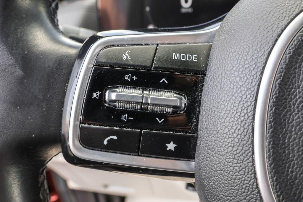 used 2023 Kia Carnival car, priced at $37,665