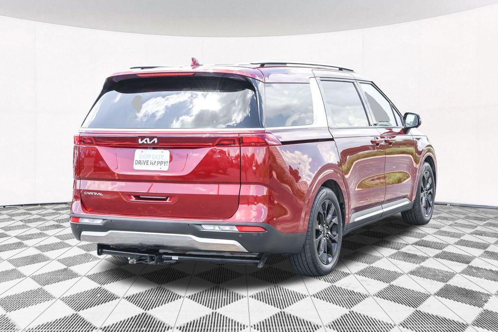 used 2023 Kia Carnival car, priced at $37,665
