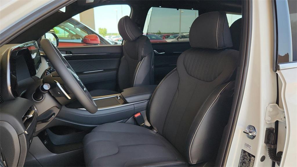 new 2025 Hyundai Palisade car, priced at $54,345