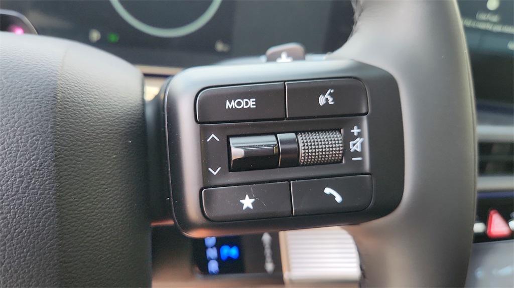 new 2025 Hyundai SANTA FE HEV car, priced at $47,144