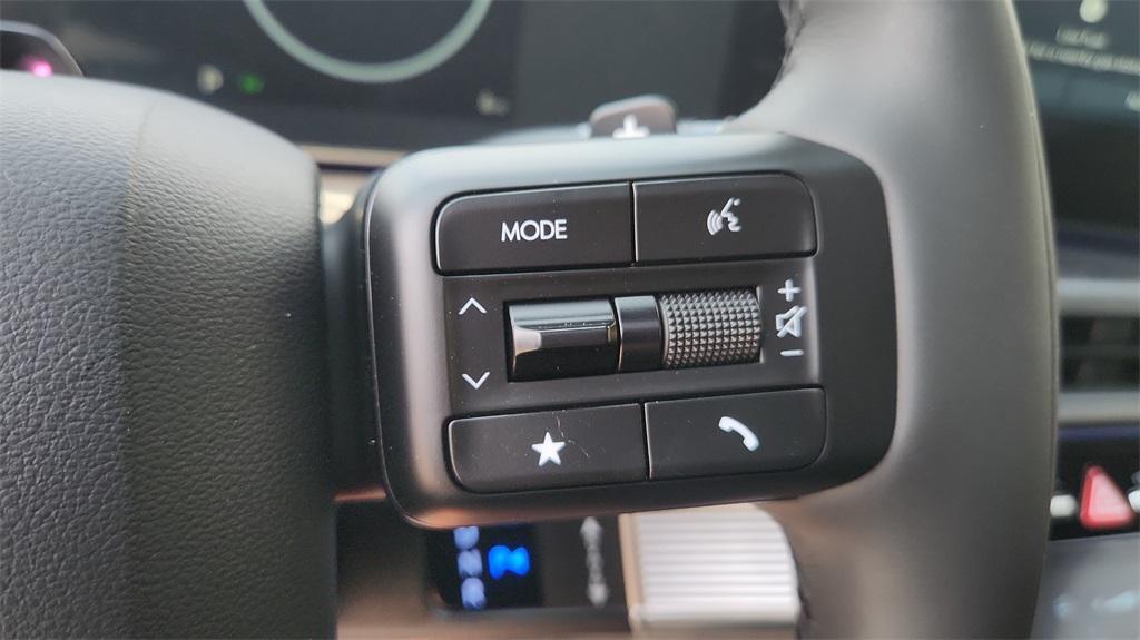 new 2025 Hyundai SANTA FE HEV car, priced at $47,294