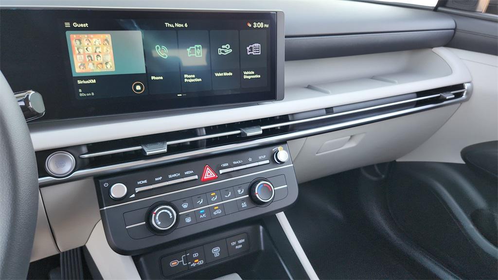 new 2026 Hyundai Tucson car, priced at $27,975