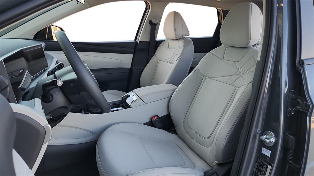 new 2026 Hyundai Tucson car, priced at $27,975