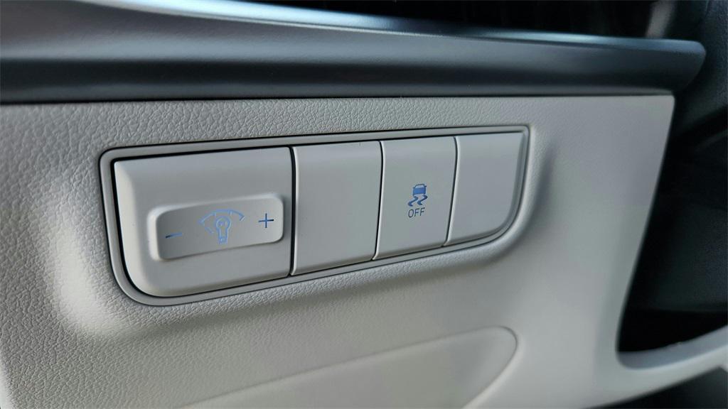 new 2026 Hyundai Tucson car, priced at $27,975