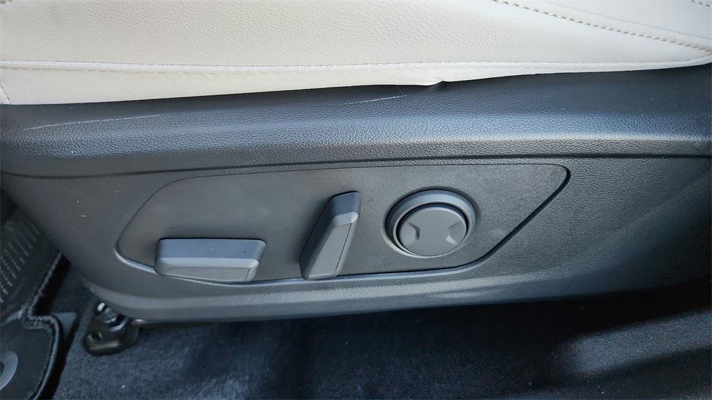 new 2026 Hyundai Tucson car, priced at $33,085