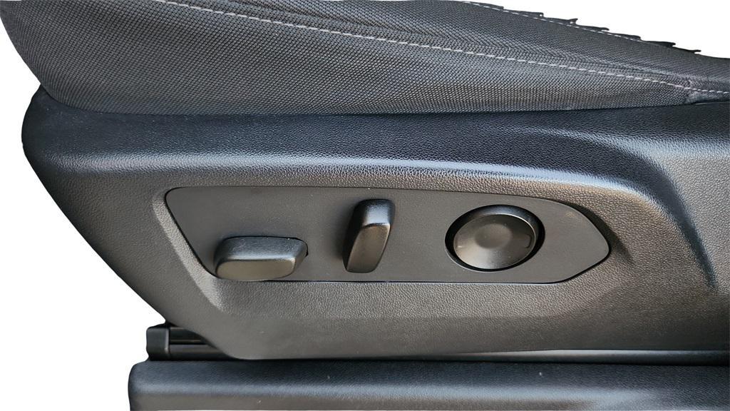 used 2023 Chevrolet Silverado 1500 car, priced at $35,005