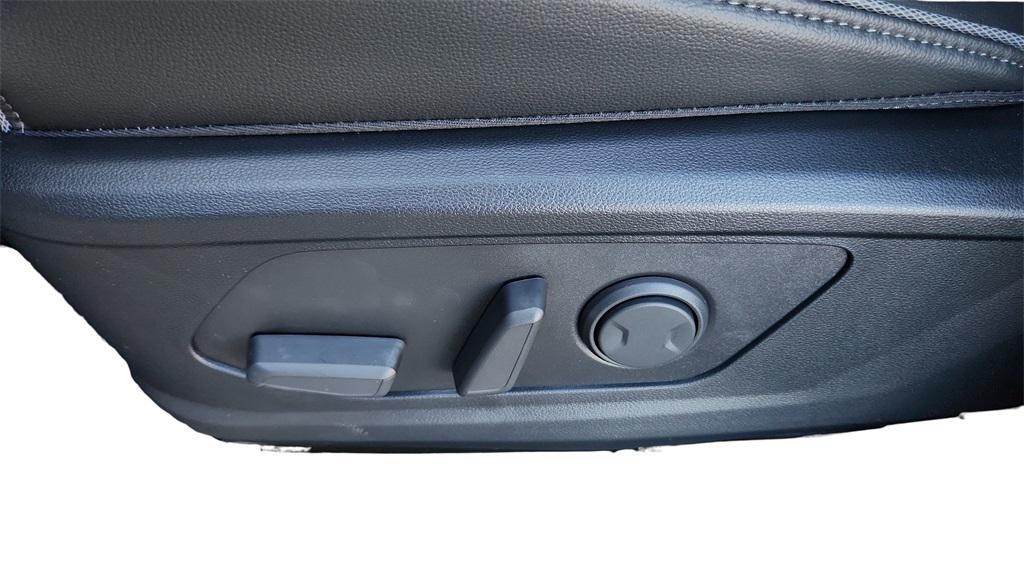 new 2026 Hyundai Tucson car, priced at $38,475