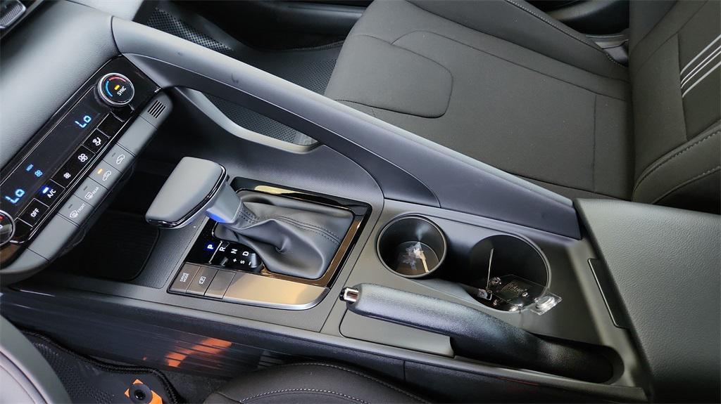 new 2025 Hyundai Elantra car, priced at $23,395