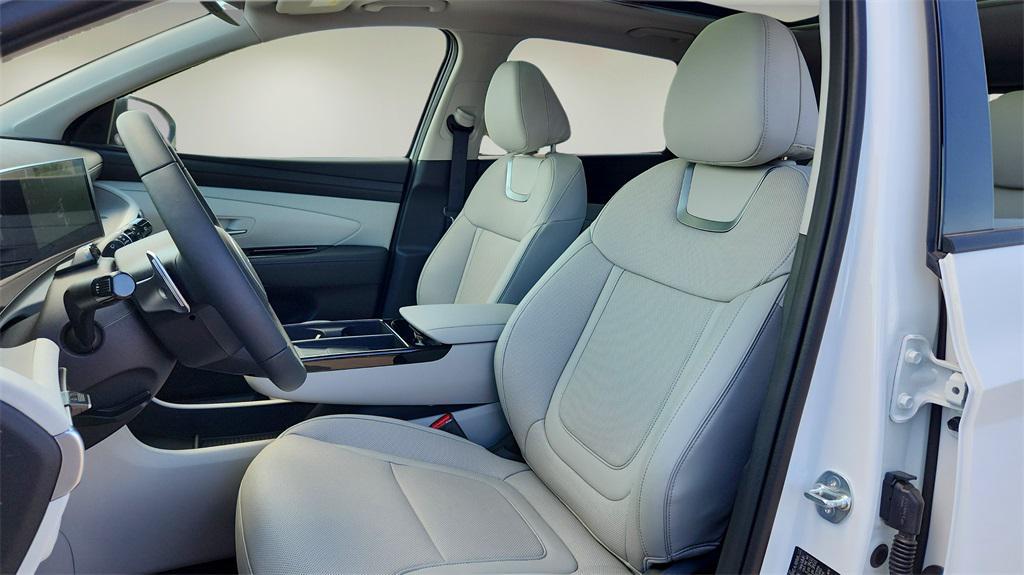 new 2025 Hyundai Tucson car, priced at $37,300