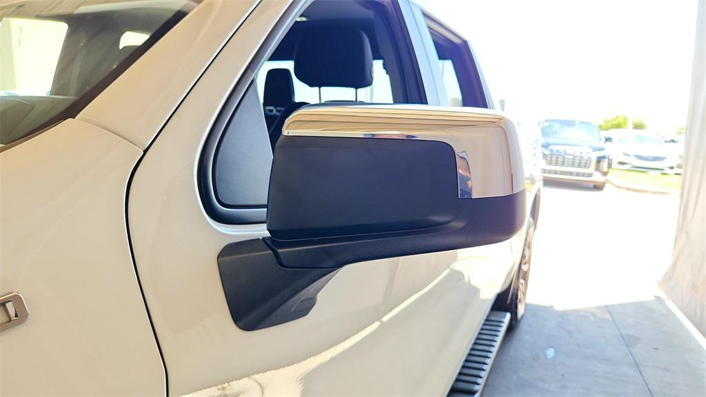used 2022 Chevrolet Silverado 1500 car, priced at $32,255