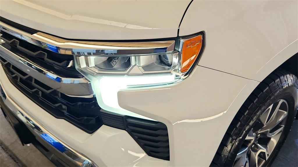 used 2022 Chevrolet Silverado 1500 car, priced at $32,255