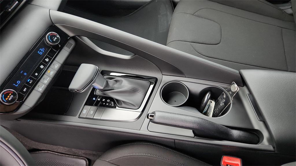new 2025 Hyundai Elantra car, priced at $23,395