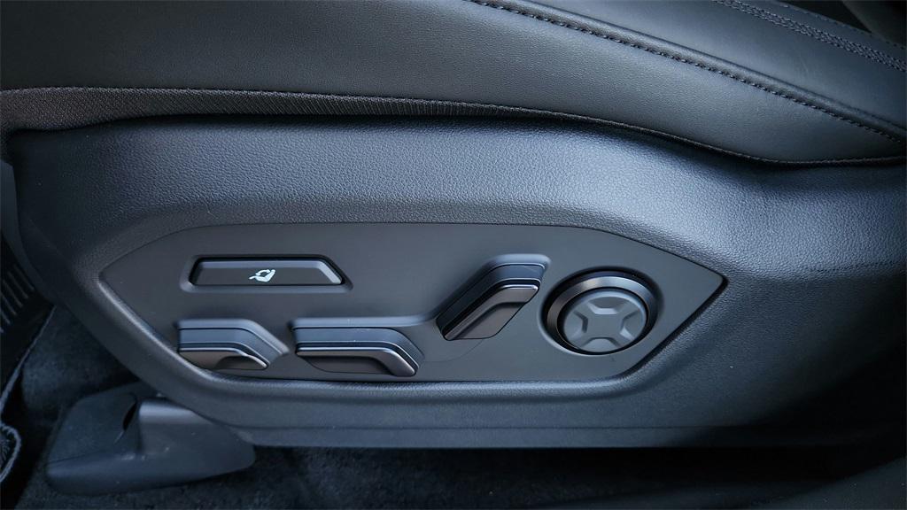 new 2026 Hyundai SANTA FE HEV car, priced at $47,530