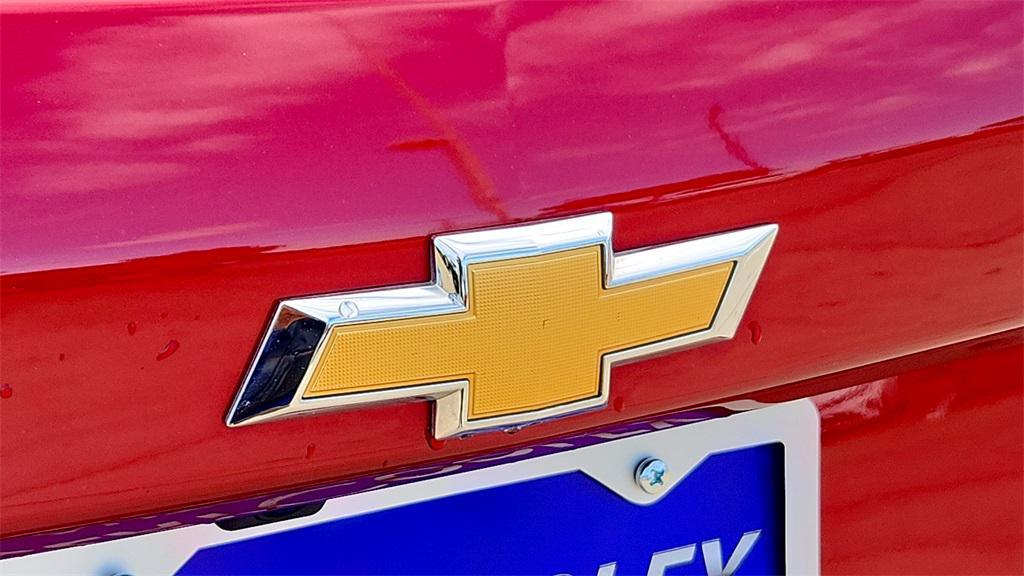 used 2024 Chevrolet Equinox car, priced at $23,344