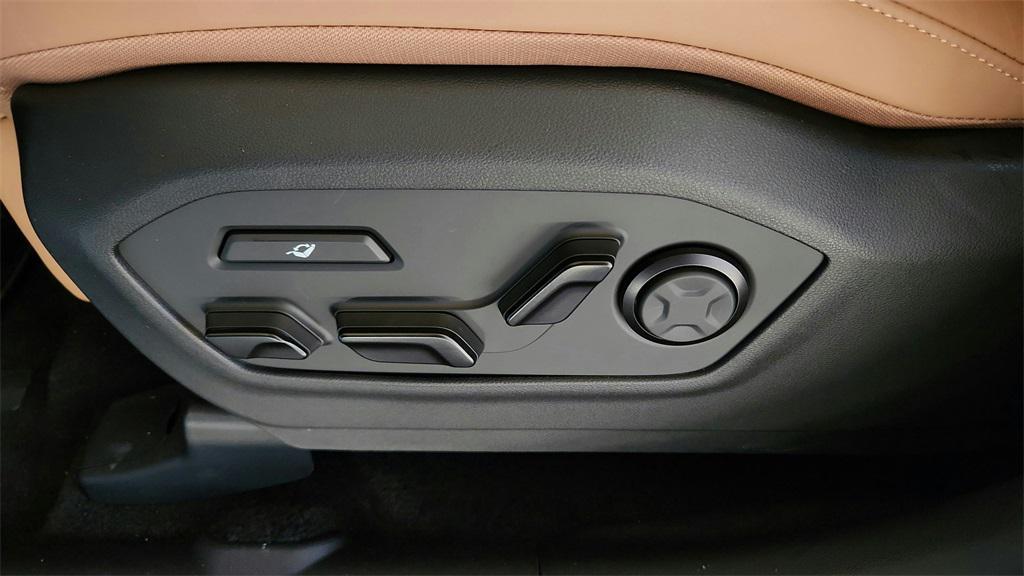 new 2026 Hyundai SANTA FE HEV car