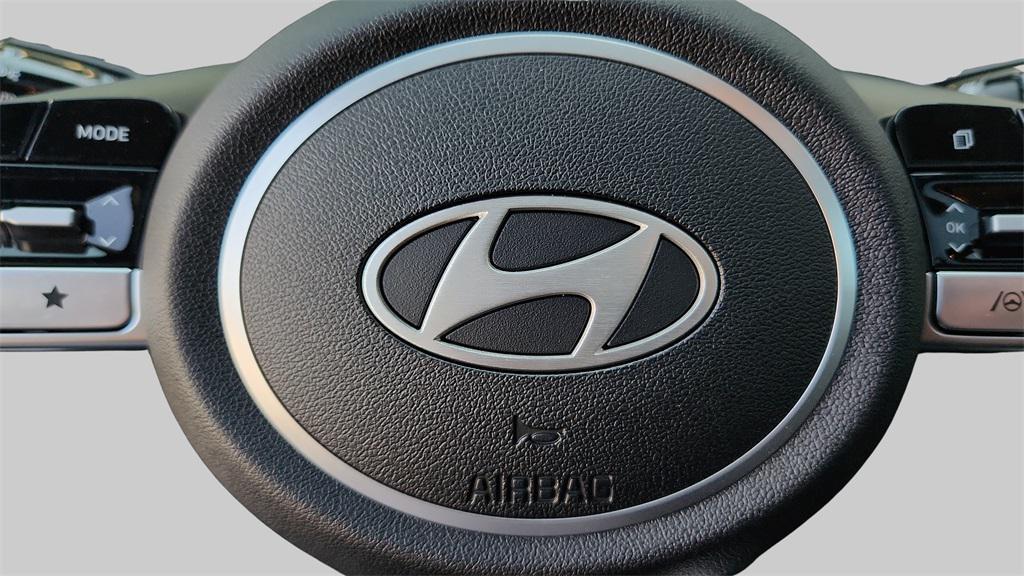 new 2025 Hyundai Elantra car, priced at $29,295