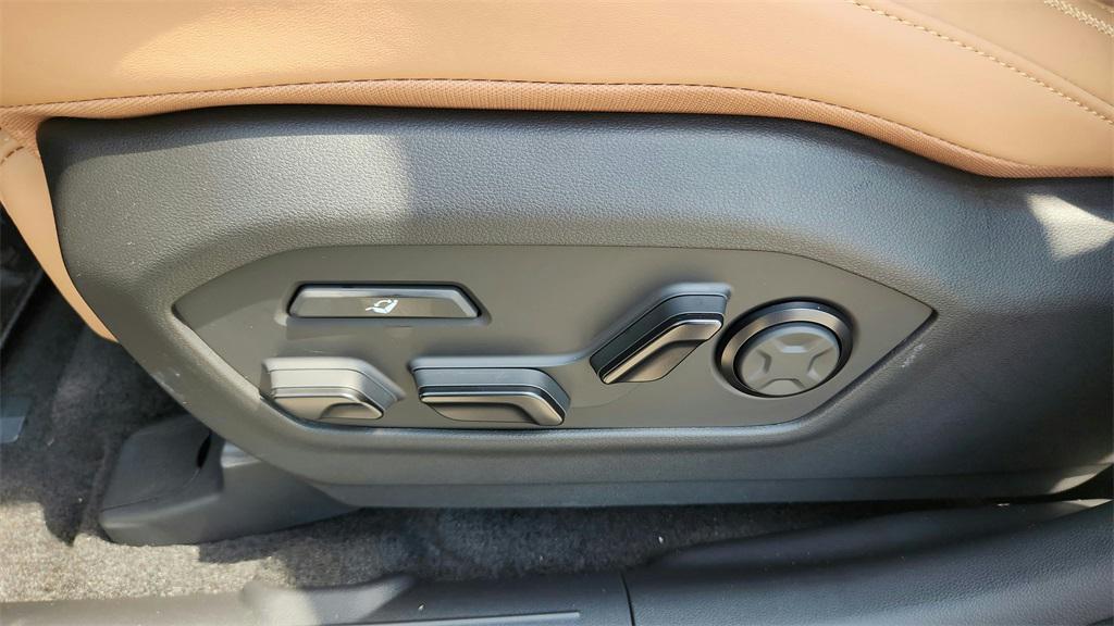 new 2026 Hyundai SANTA FE HEV car, priced at $46,275