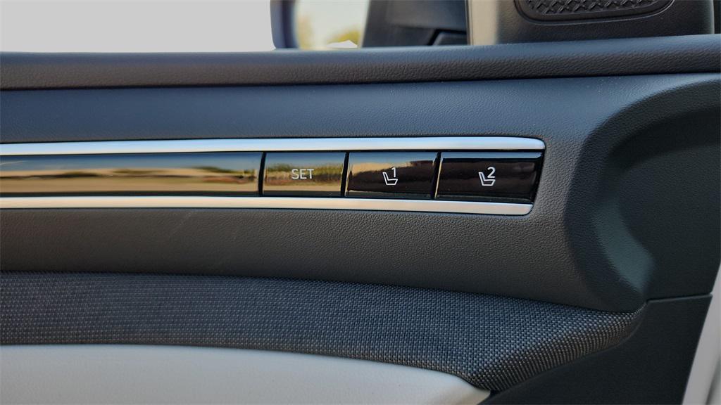 new 2024 Hyundai TUCSON Hybrid car, priced at $41,043