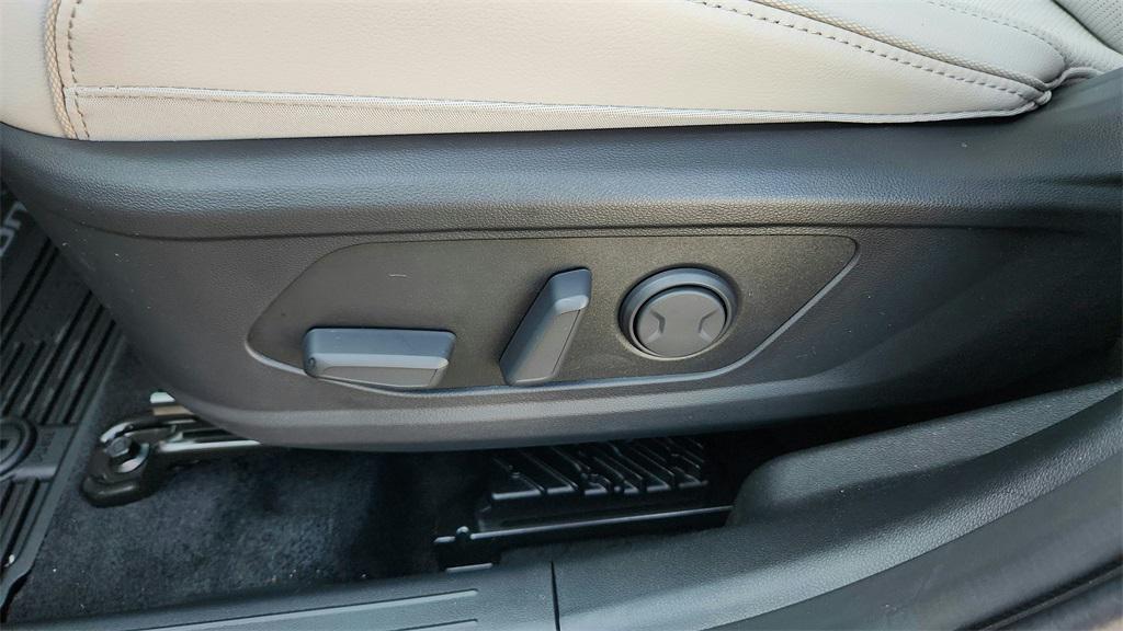 new 2024 Hyundai TUCSON Hybrid car, priced at $41,043