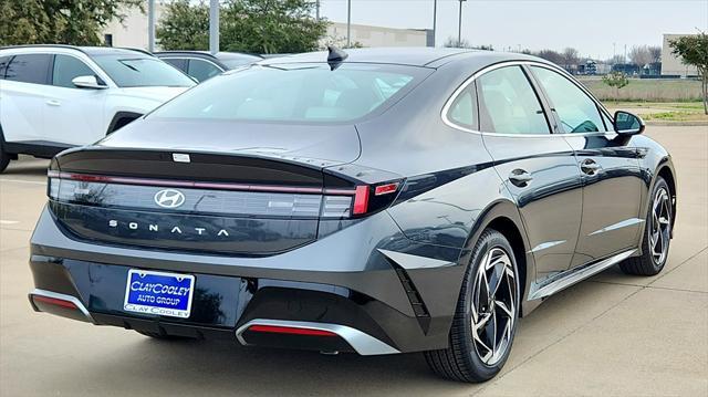 new 2024 Hyundai Sonata car, priced at $32,245