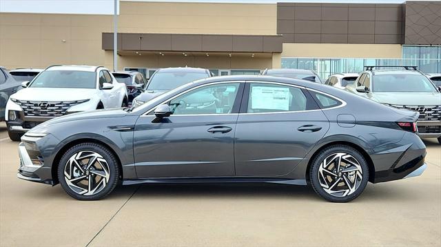 new 2024 Hyundai Sonata car, priced at $32,245