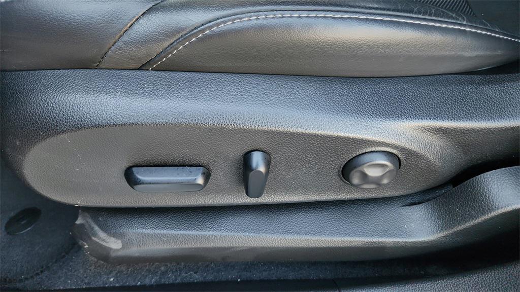 used 2019 Buick Envision car, priced at $19,345