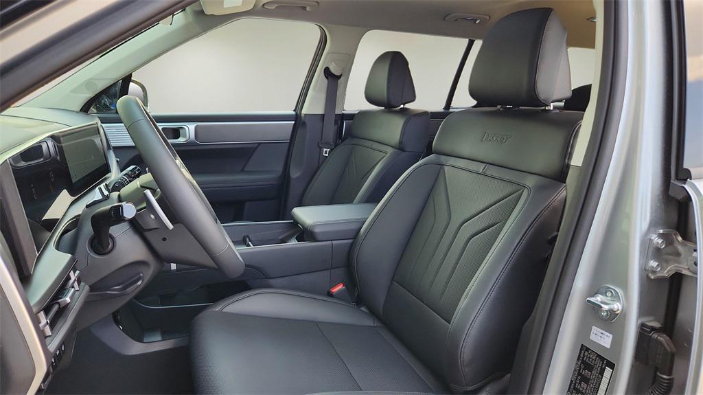 new 2025 Hyundai Santa Fe car, priced at $38,110