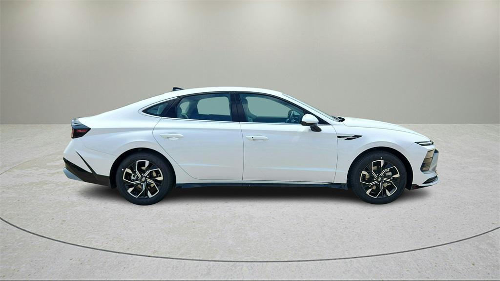 new 2026 Hyundai Sonata car, priced at $30,205
